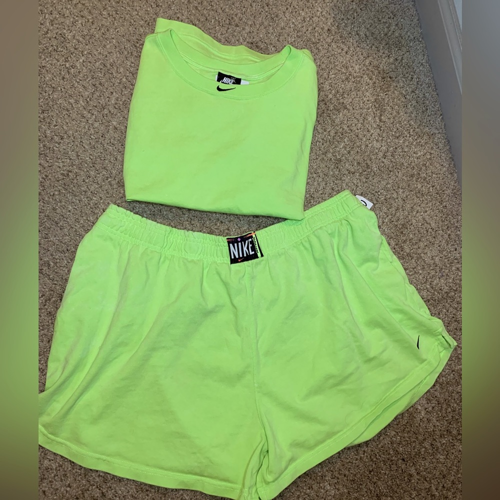 Nike 90s 2 piece outfit